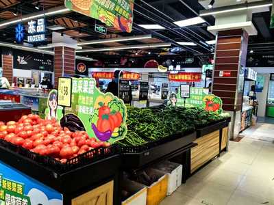 拉薩本地蔬果直銷超市 高原上的新鮮直采，零售新體驗